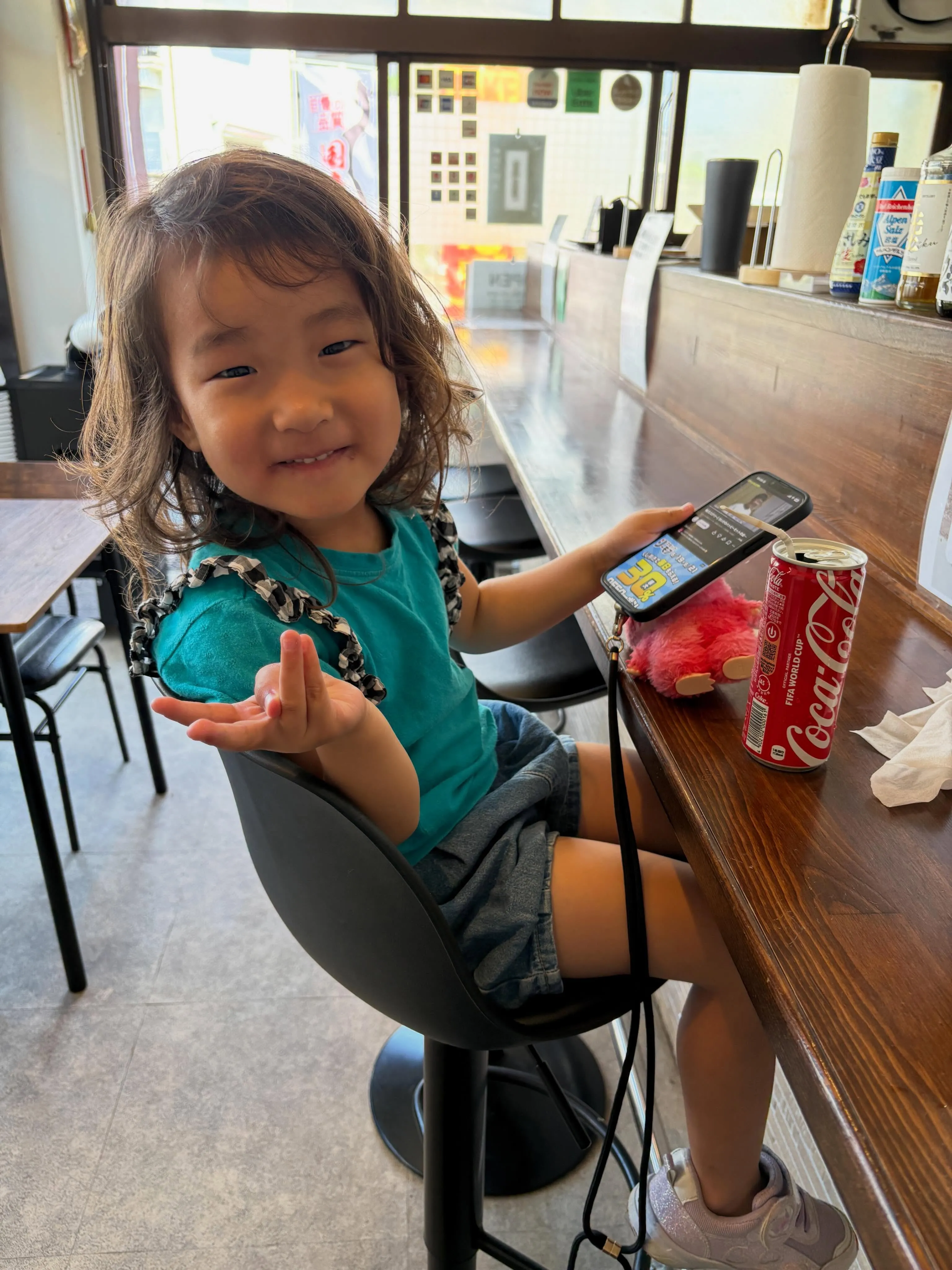 本日のお手伝いさん、4歳のしちりちゃんです😊✨